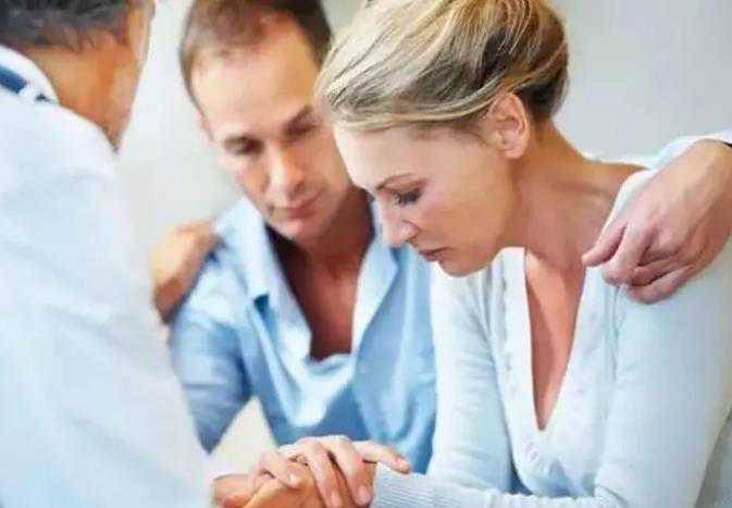 怀孕40天吃感冒药畸形概率~正规代生助孕