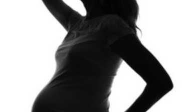 鲜胚移植十二天白板但肚子坠胀有明显例假感正不正常?-试管包男女 鲜胚移植十二天白板但肚子坠胀有明显例假感正不正常?-试管包男女